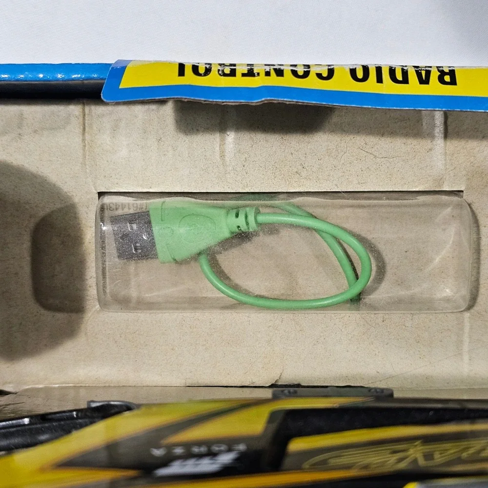New Bright Forza Funco F9 RC Truck 1:14 Scale 4WD 2.4GHz yellow & black